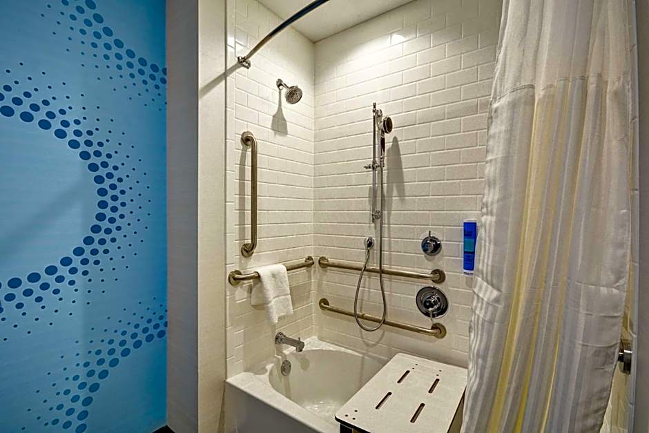 Tru By Hilton Chicopee Springfield