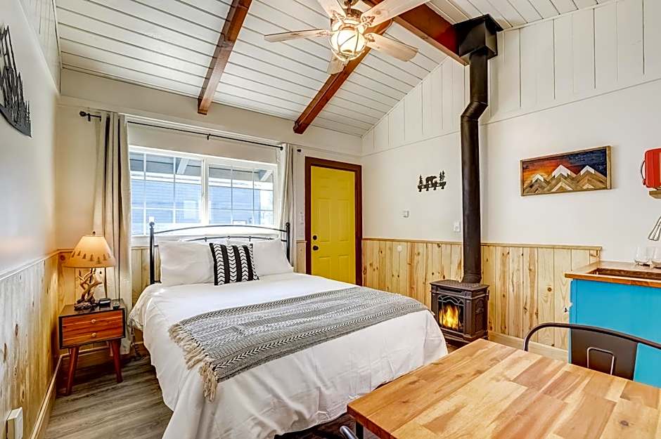 Tahoe Mountain Inn