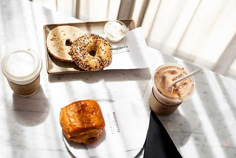 The Marquette Hotel, Curio Collection by Hilton