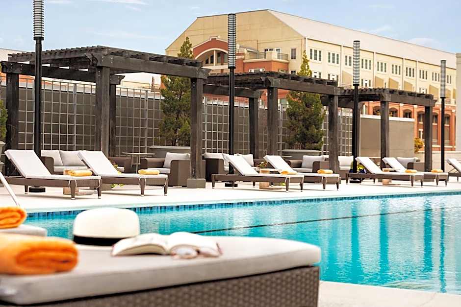 Twelve Midtown, Autograph Collection by Marriott