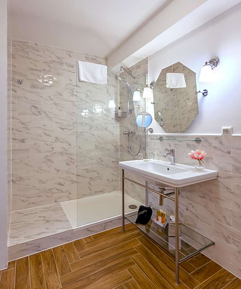 Ambra Hotel