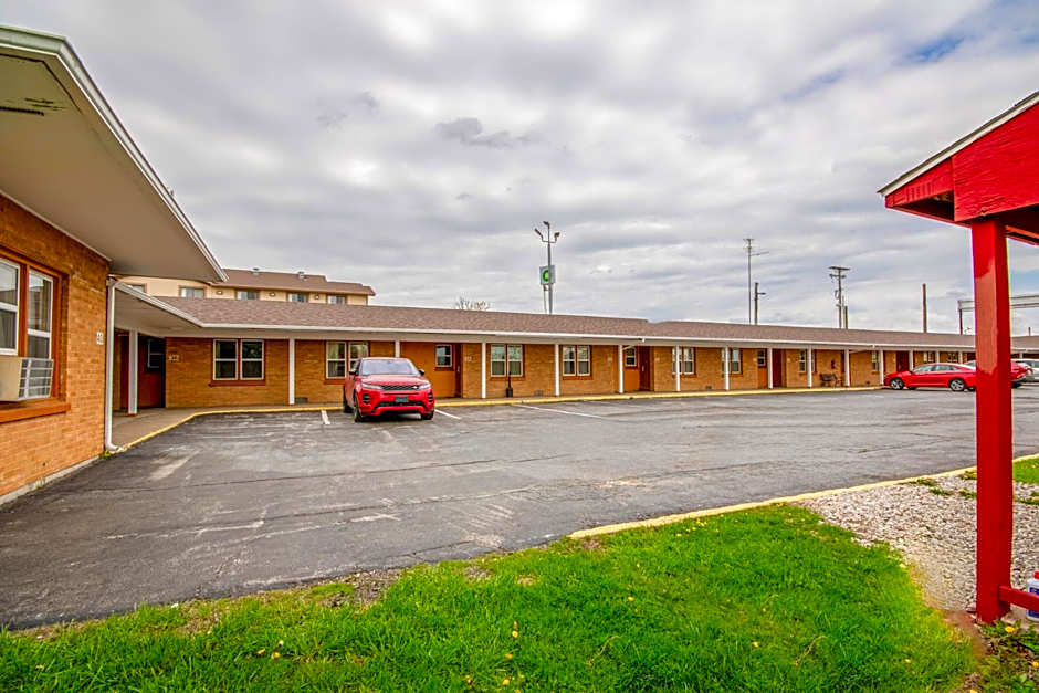 OYO Travelier Motel