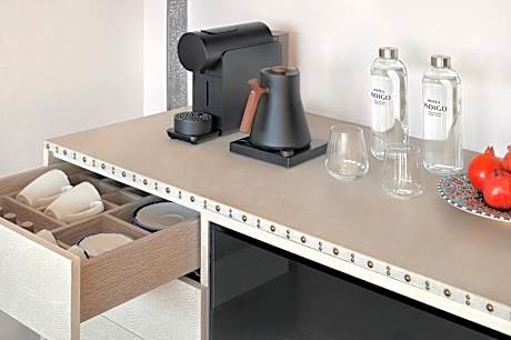 Two-Bedroom Suite with Terrace and Fireplace - Canyon View