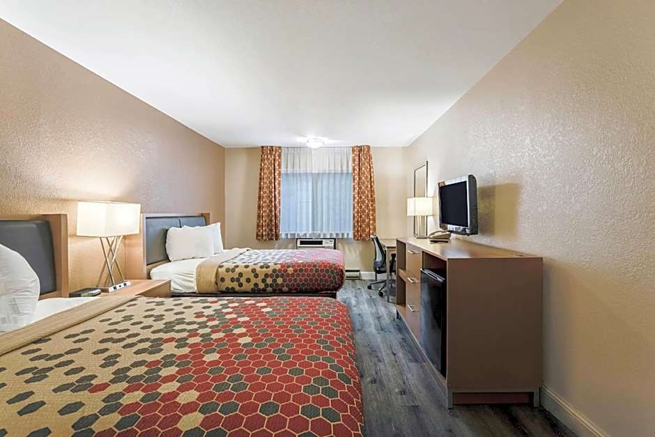 Econo Lodge Madison East