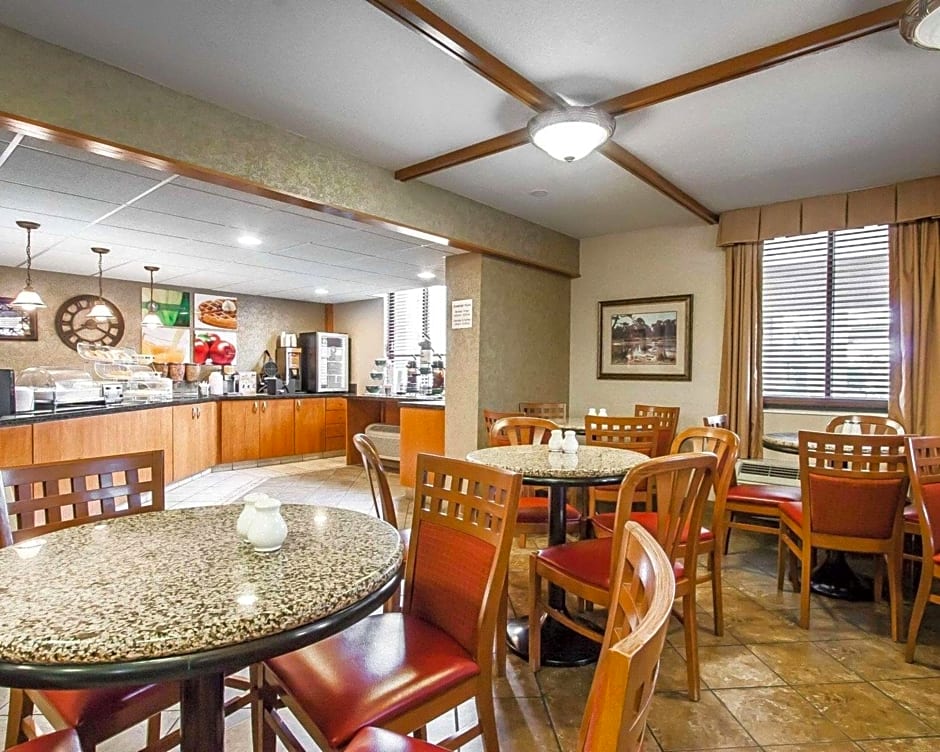 Quality Inn & Suites North Springfield