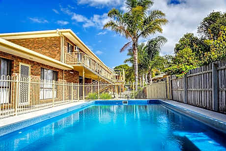 Allambi Holiday Apartments