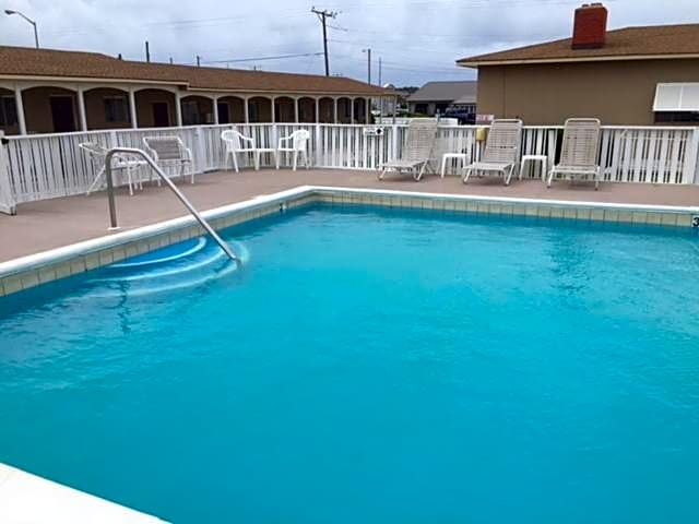 Outer Banks Motor Lodge