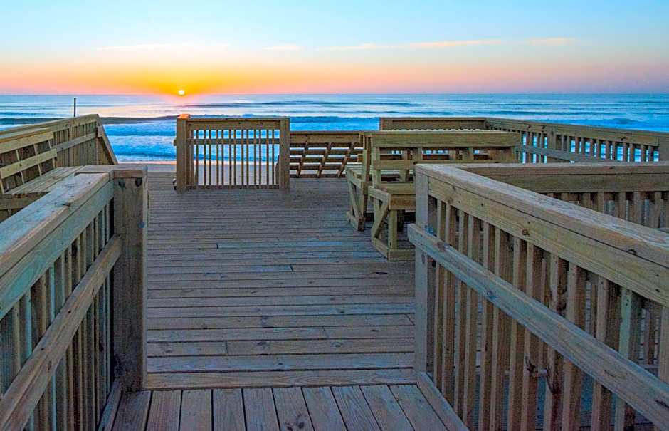 Holiday Inn Express Nags Head Oceanfront By IHG