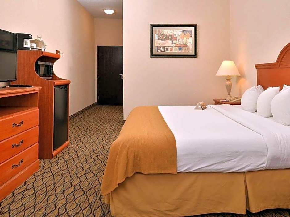 Quality Inn & Suites Jefferson City