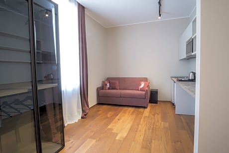 Studio 1 Pax