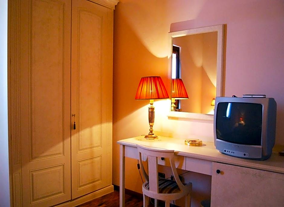 Borghetto Beach Club Resort