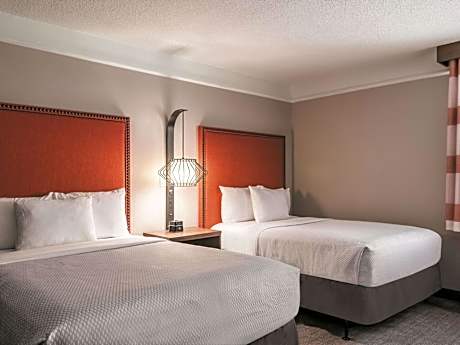 Double Room with Two Double Beds - Disability Access