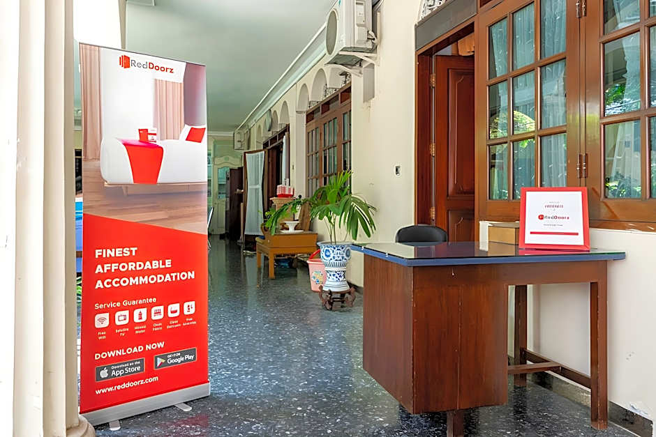 RedDoorz near Gajahmungkur Semarang