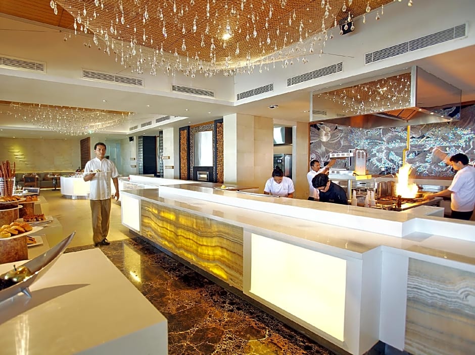 Samabe Bali Suites & Villas