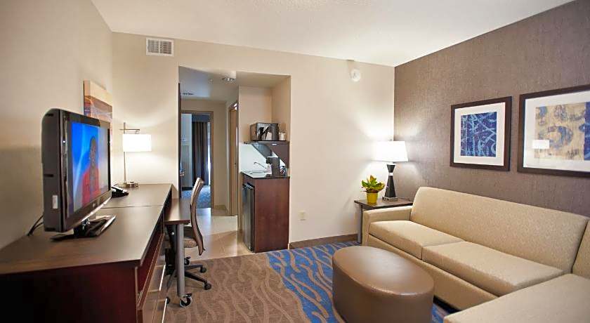 Holiday Inn Express Hotel and Suites Dayton South I 675 By IHG