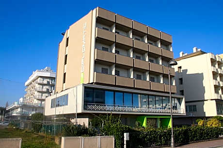 Hotel Diplomatic