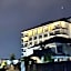 Maneerote Hotel Surin
