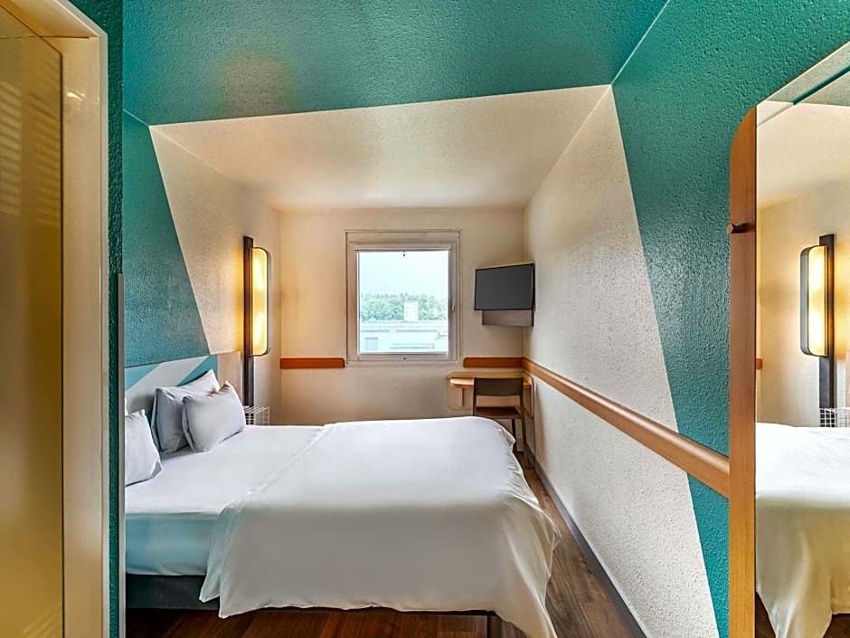 B&B HOTEL Freiburg-West