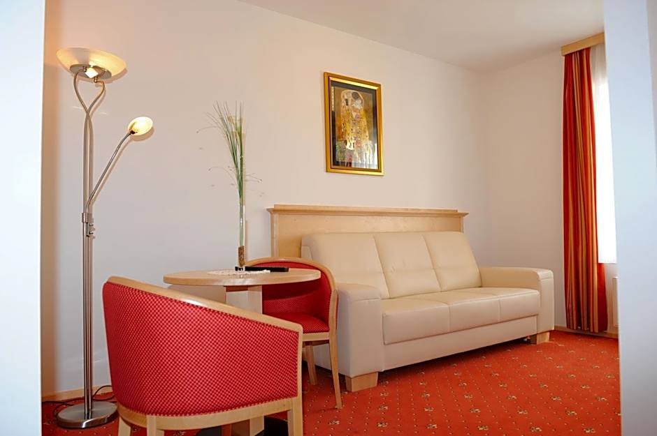 Hotel-Gasthof-Fleischerei - Zur alten Post