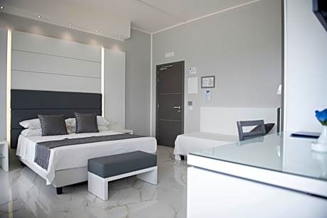 Superior Triple Room with Sea View