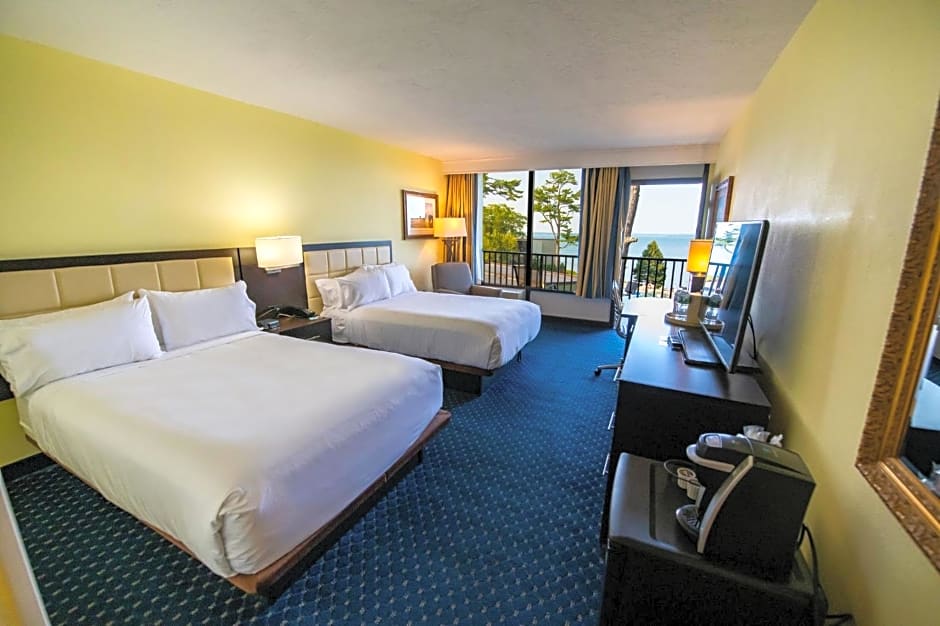 Holiday Inn Bar Harbor Regency Hotel, an IHG Hotel