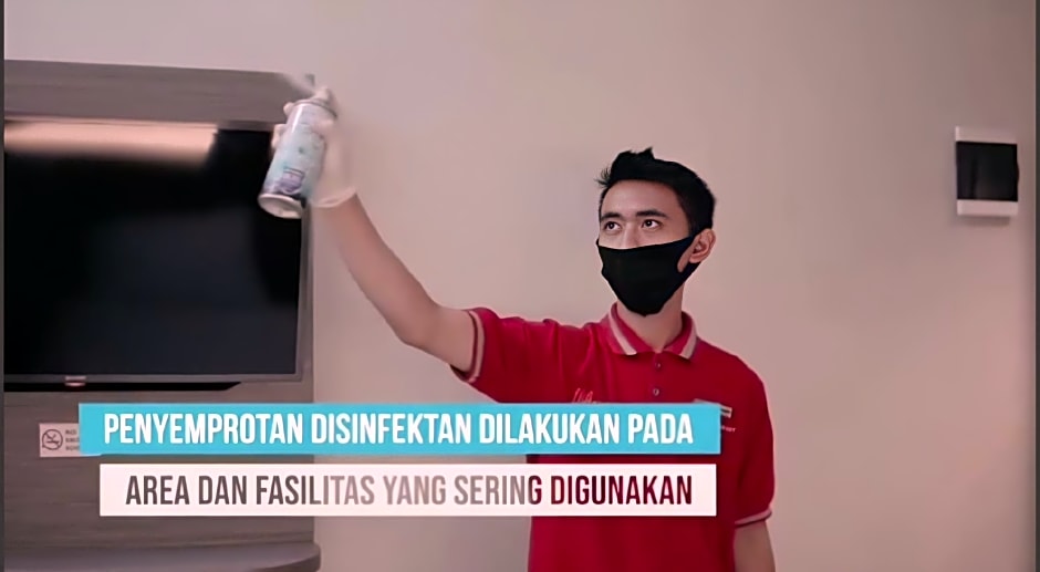 Front One Harvest Hotel Wonosobo