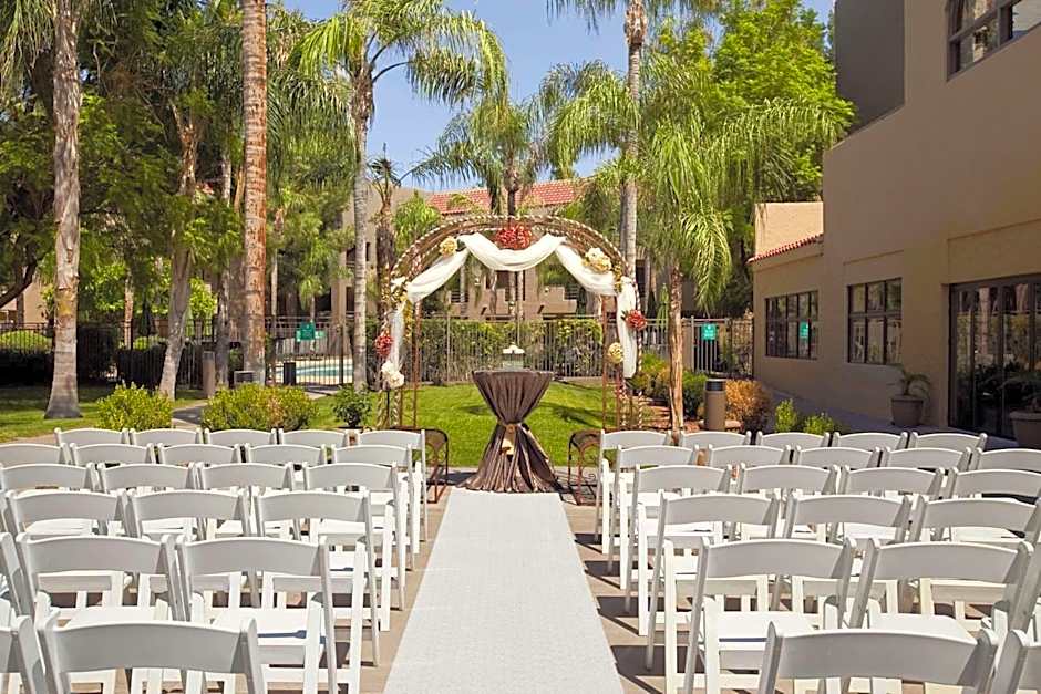 Embassy Suites By Hilton Hotel Phoenix-Tempe