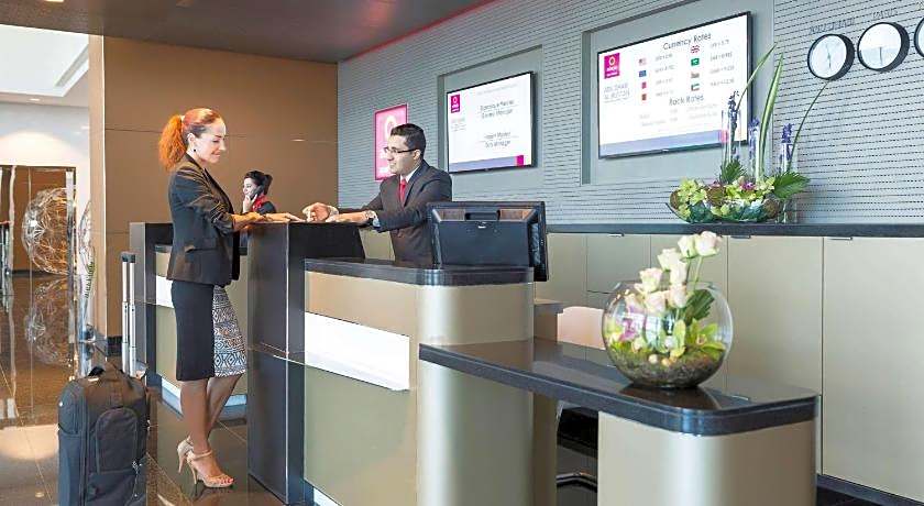 Adagio Abu Dhabi Al Bustan Hotel