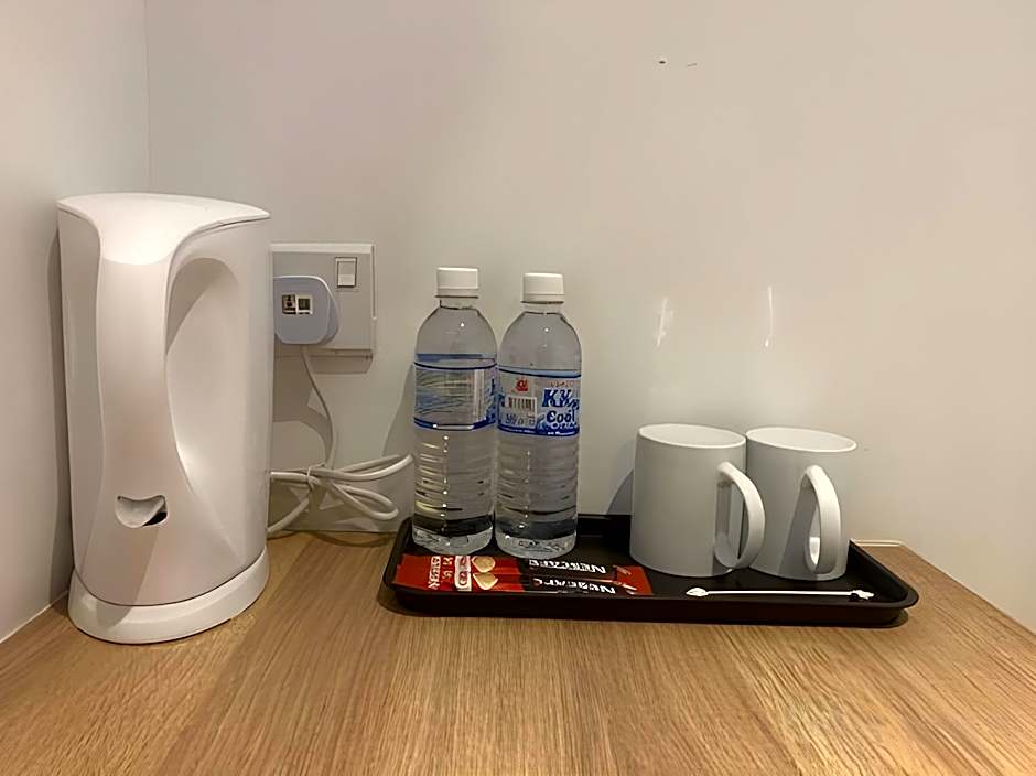 THE DAILY HOTEL