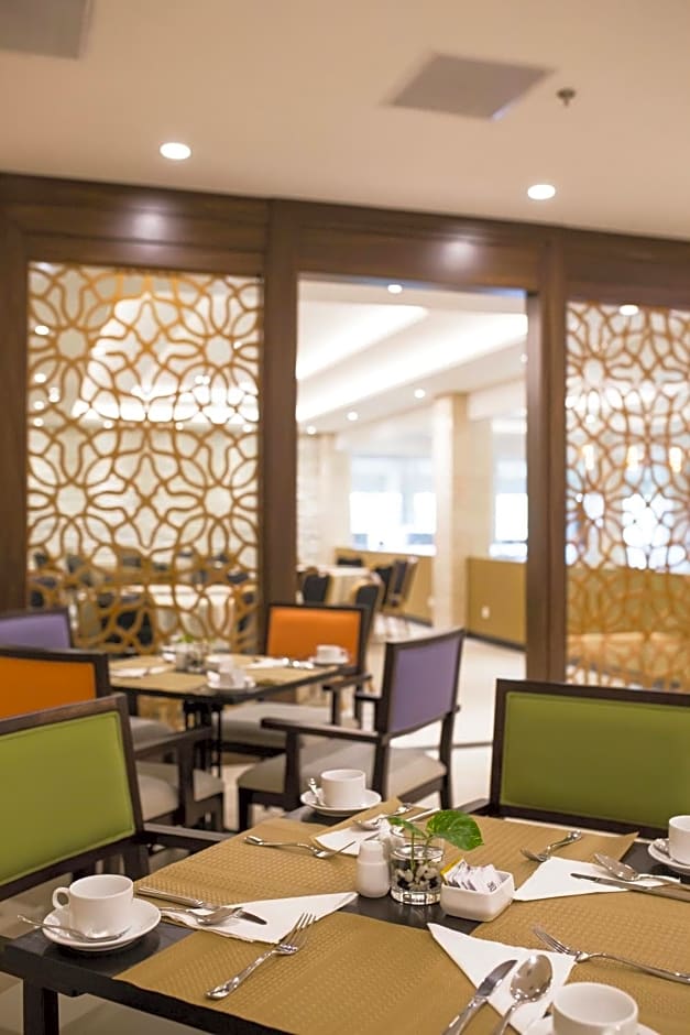 Best Western Kindai Hotel