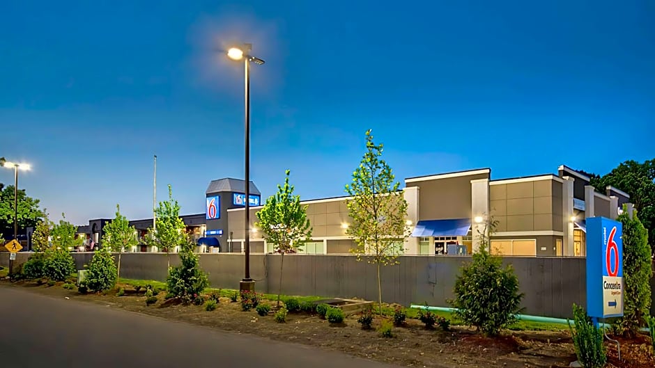 Motel 6 Louisville, Ky- Airport/ Fair Expo