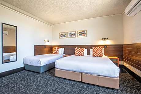 King and Single Studio with Free Welcome Drink for Two Guests