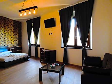 Deluxe Family Room