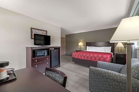 King Room - Non-Smoking