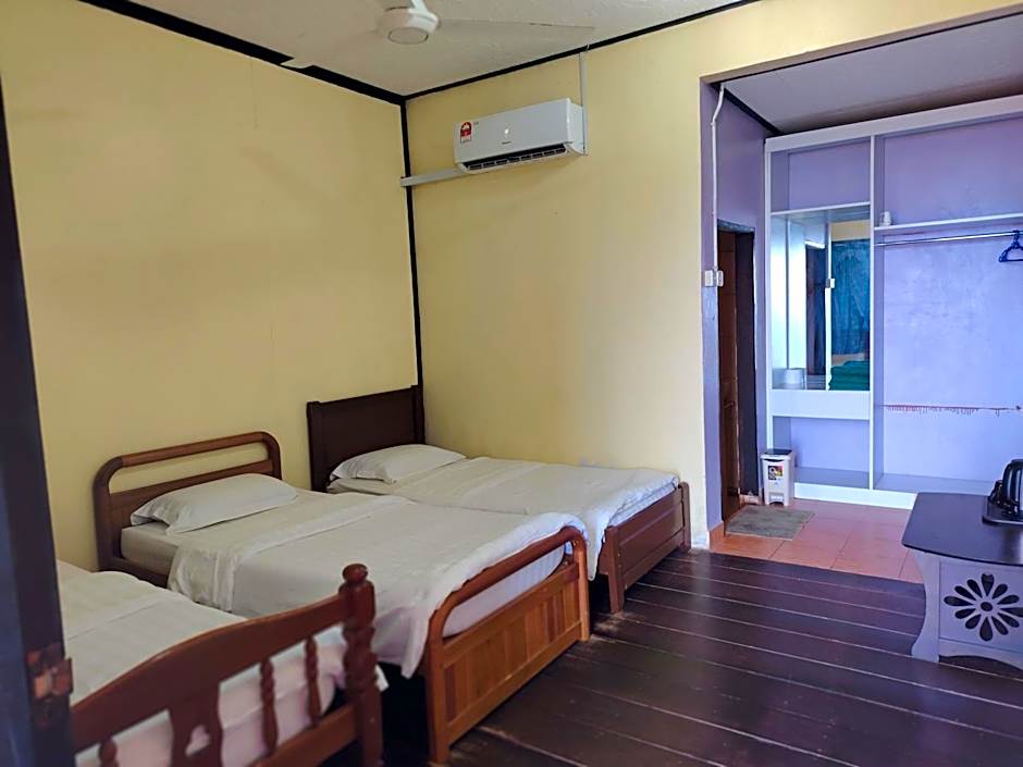 Restu Chalet Tioman