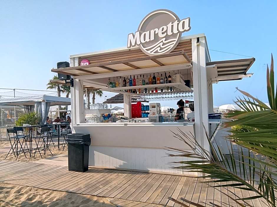 Hotel Etna - Hotel per Coppie e Famiglie con Parcheggio e Spiaggia