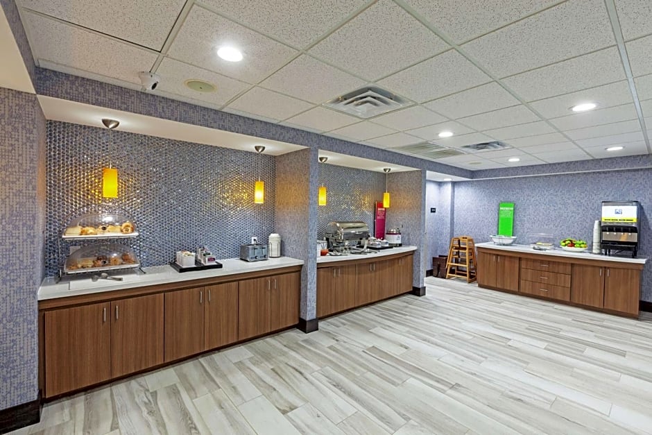 Hampton Inn By Hilton & Suites Houston-Bush Intercontinental Airport