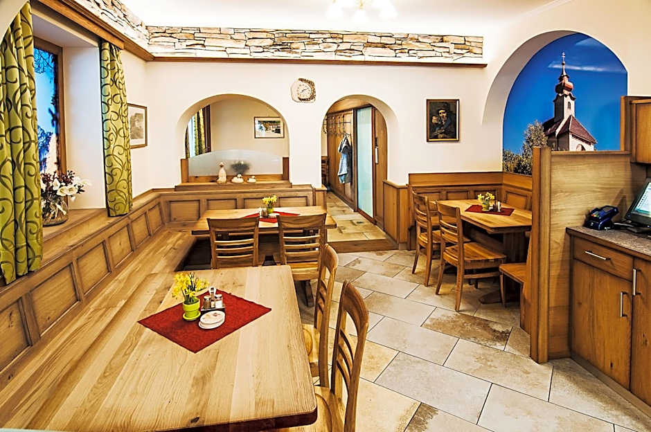 Gasthof Zum Niederhaus - Familie Perthold