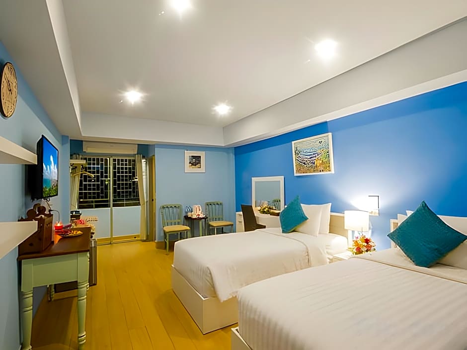 The One Sabai Living