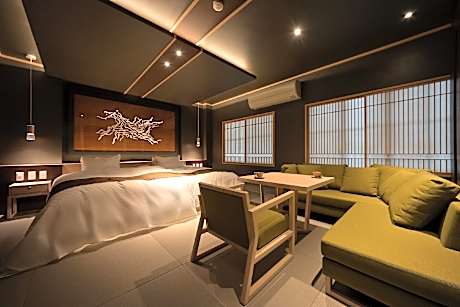 Keyaki Deluxe River View Japanese Style Room with Open-Air Bath