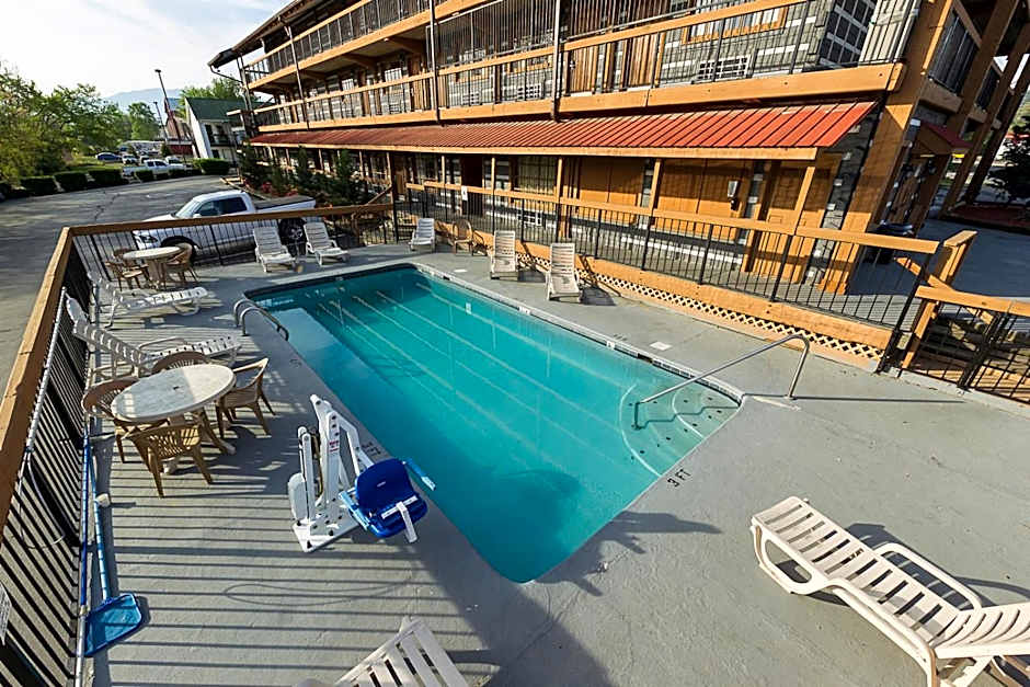 Timbers Lodge - Pigeon Forge
