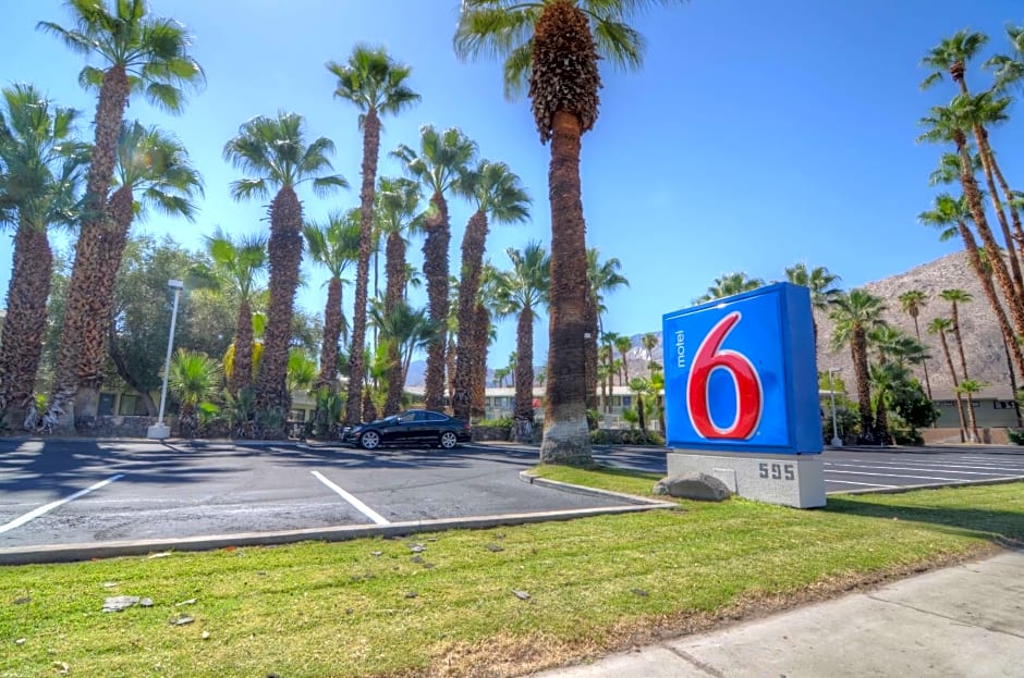 Motel 6 Palm Springs, CA - East - Palm Canyon