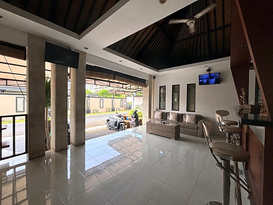 Tanjung Lima Hotel Legian