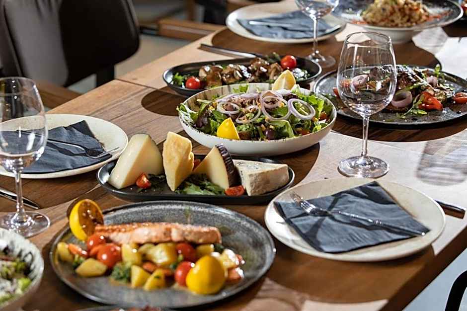 Capitоl Suites & Apartments