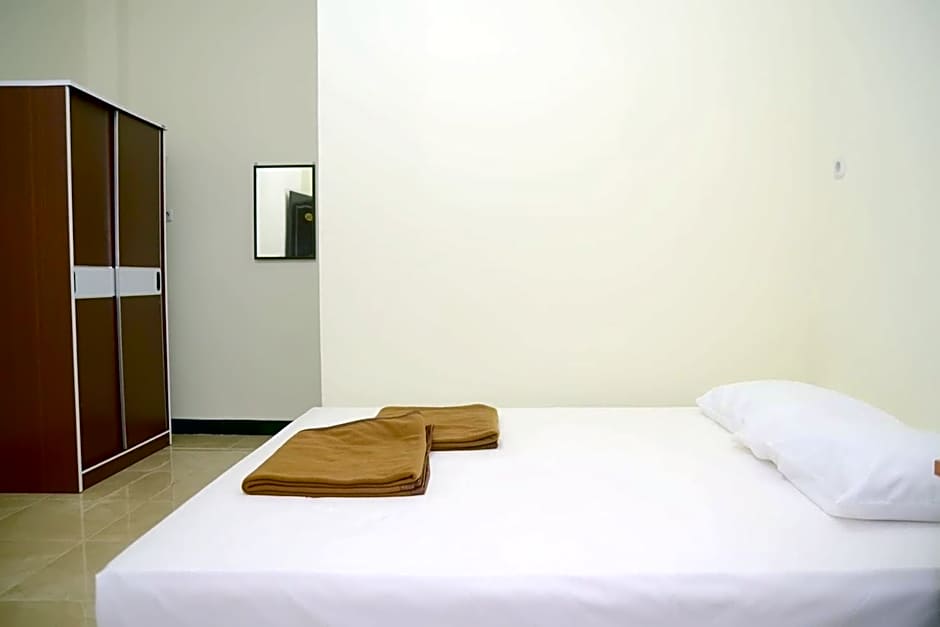 Dena Hotel