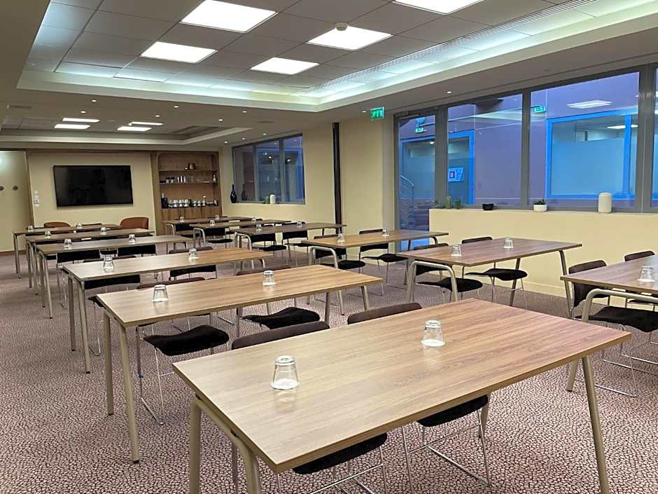 Crowne Plaza Lyon  Cite Internationale By IHG