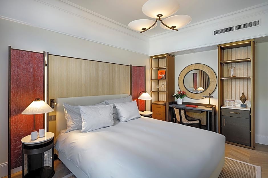 Small Luxury Hotel Ambassador a l'Opera