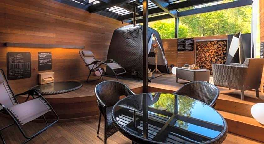 Tsutaya Tokinoyado Kazari