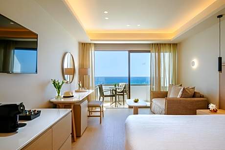 Double or Twin Room with Sea View