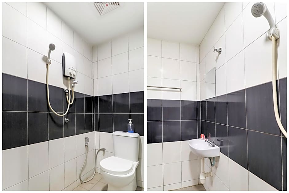 OYO 89381 Moonnight Hotel